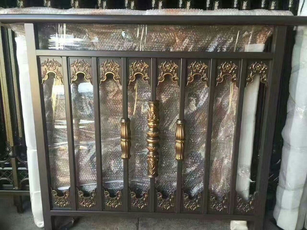 陽臺護欄